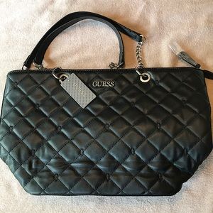 ***SOLD***Black Guess shoulder bag
